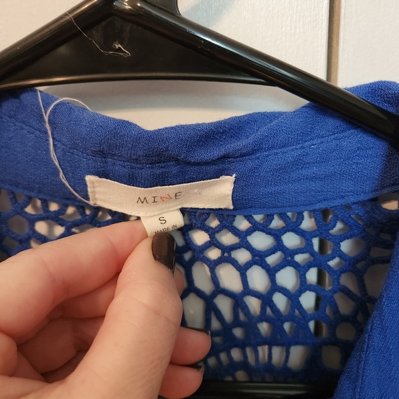 Mine royal blue blouse. Size small - Picture 5 of 5